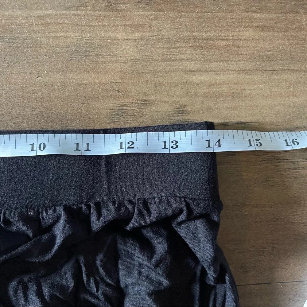 Women's Black Stretchy Maxi Skirt - Picture 5 of 6